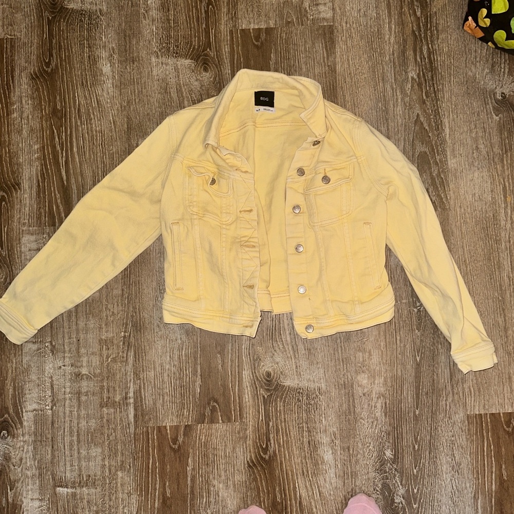 Urban outfitters yellow denim jacket M